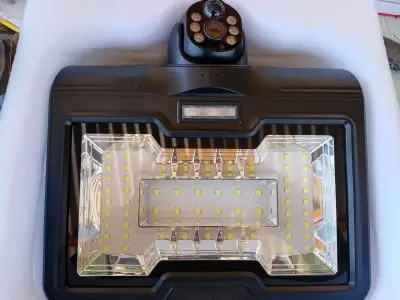 Cámara de Seguridad Solar con Luz LED y Panel - miniatura 1