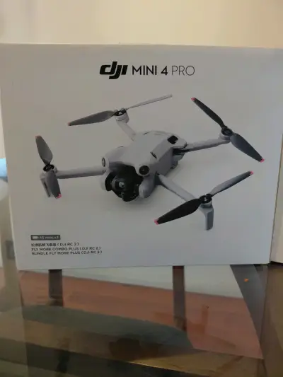 Pack Drone DJI Mini 4 Pro con Cámara 4K - miniatura 1