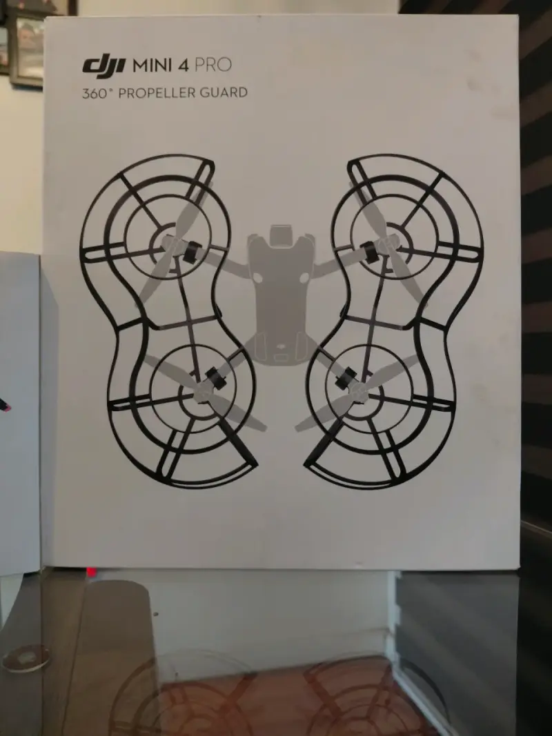Pack Drone DJI Mini 4 Pro con Cámara 4K - 2