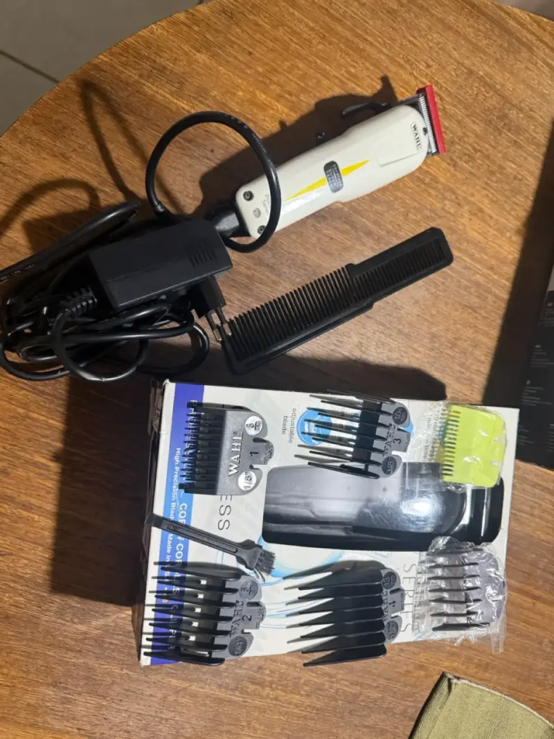 Máquina cortapelo Wahl con accesorios