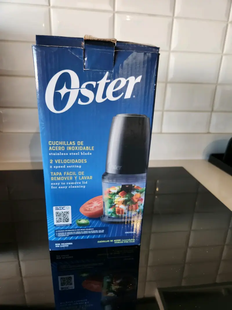 Mini picadora Oster con cuchillas de acero inoxidable