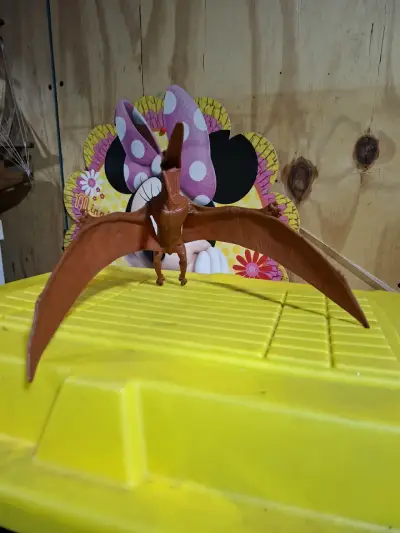 Figura de dinosaurio pterodáctilo de juguete - miniatura 2