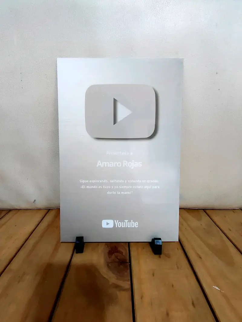 Placa de reconocimiento YouTube personalizadas