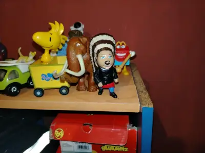 Colección de peluches variados para niños - miniatura 3