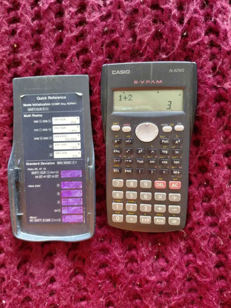 Calculadora científica Casio fx-82MS con tapa protectora - 3