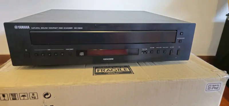 Reproductor de CD Yamaha CD-C600 con control remoto - 2