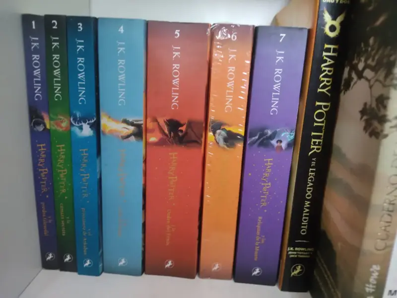 Colección completa de libros Harry Potter de J.K. Rowling