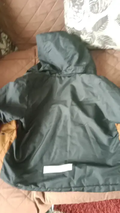 Chaqueta impermeable para niño H&M con capucha - miniatura 3