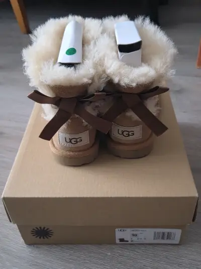 Botas de invierno para niños UGG beige - miniatura 1
