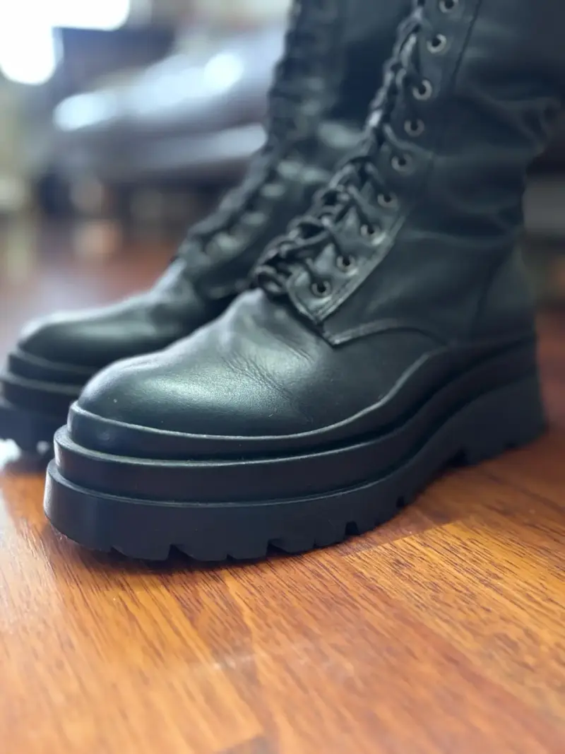 Botas negras de cuero con plataforma - 4