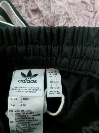 Conjunto deportivo infantil Adidas negro con franjas - miniatura 3