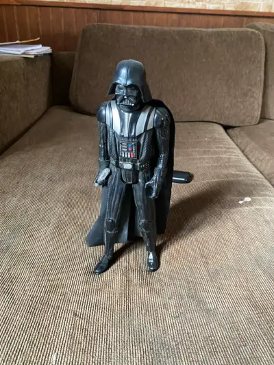 Figura de acción Darth Vader Star Wars - miniatura 1