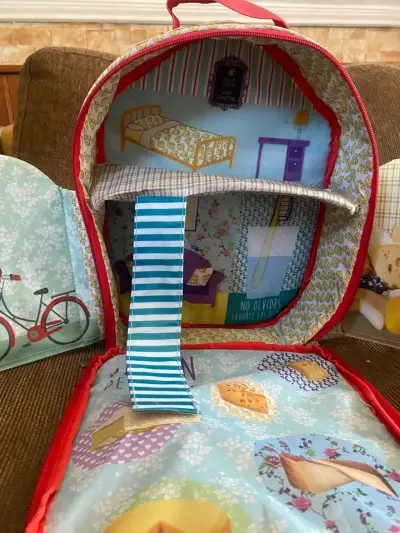 Mochila infantil con diseño de ratones y queso - miniatura 1