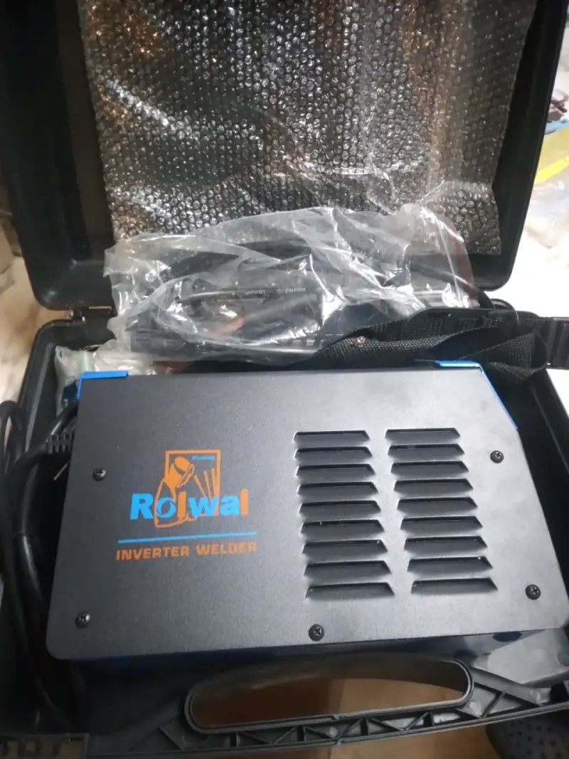 Soldadora Inverter DC Rolwal MMA-200E 220V - 2