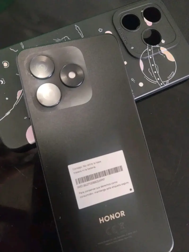 Smartphone Honor con triple cámara trasera - 4