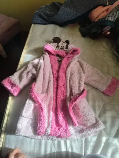 Ropa niña - miniatura 1