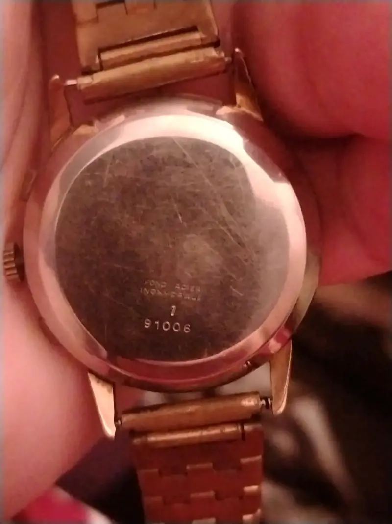 Reloj vintage Medcal de pulsera dorado - 3