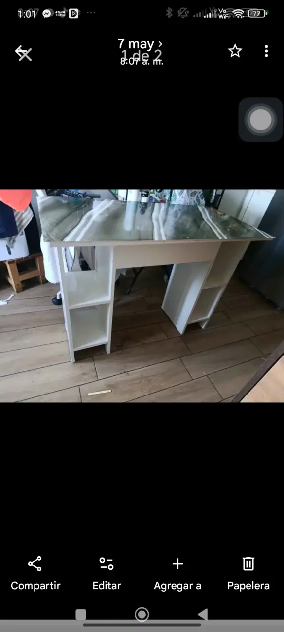 Escritorio de madera - 1