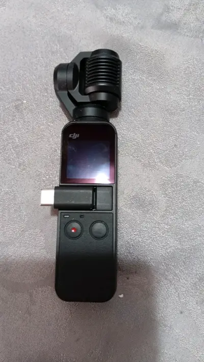 Cámara portátil DJI Osmo Pocket con estabilizador - miniatura 1