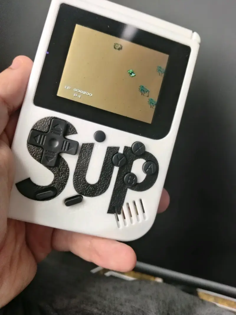 Consola portátil retro Sup con juegos clásicos - 3