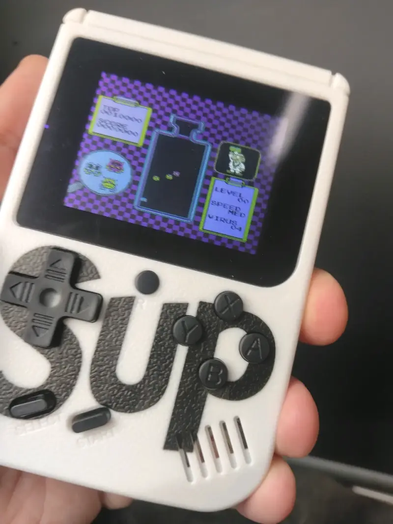 Consola portátil retro Sup con juegos clásicos - 4