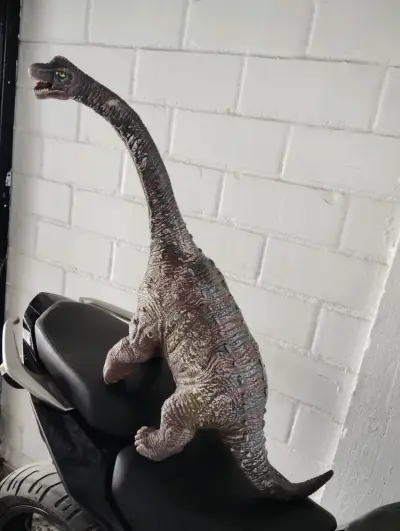 Figura de dinosaurio decorativa grande - miniatura 2