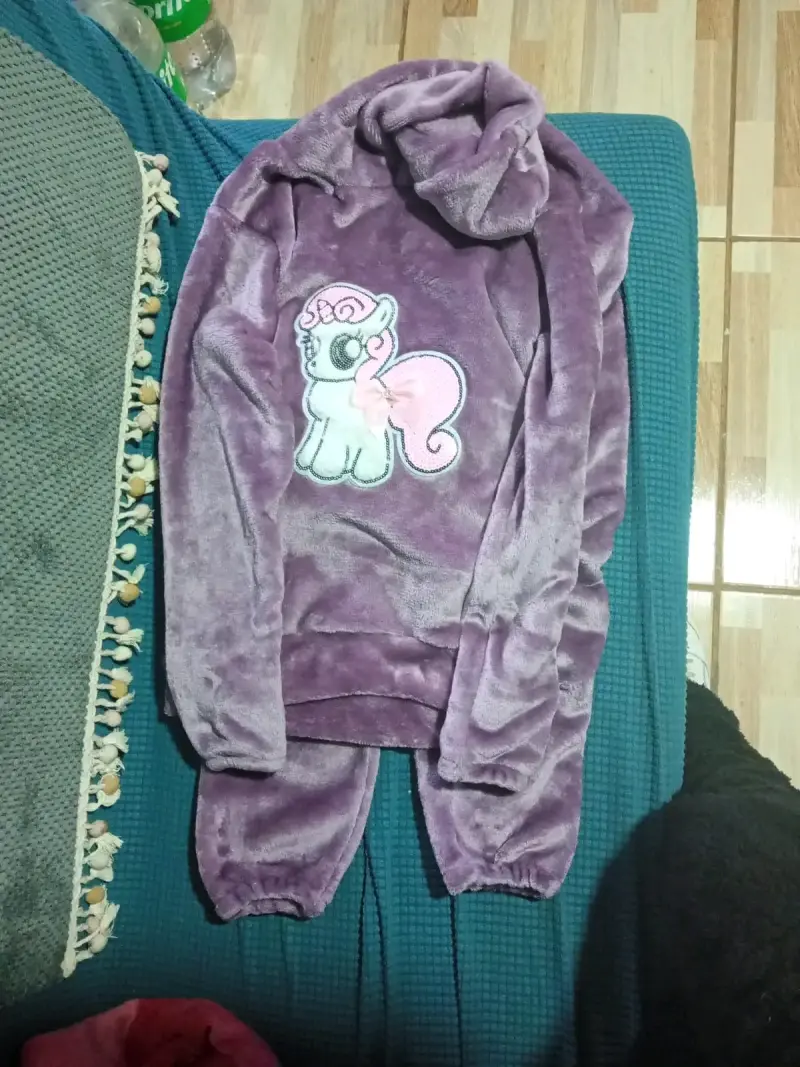 Pijama infantil polar con diseño de unicornio - 1