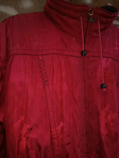Enterito de nieve rojo para mujer con cinturón - miniatura 3