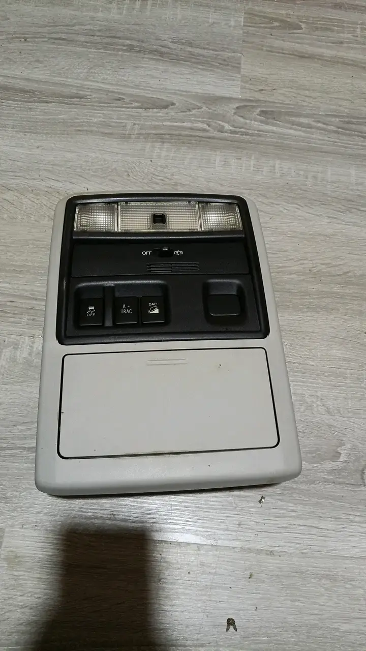 Consola de techo para auto con luces y controles - 1
