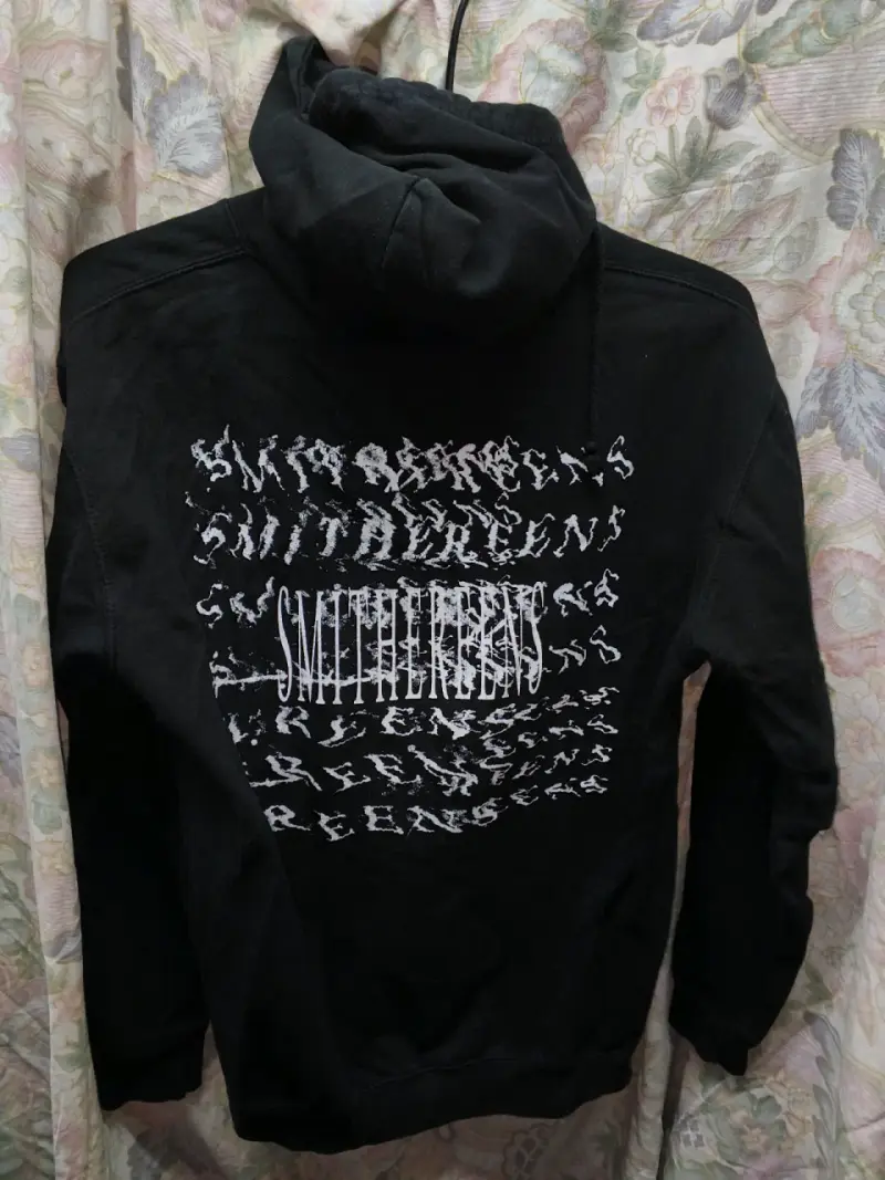 Polerón negro con diseño gráfico Smithereens - 2