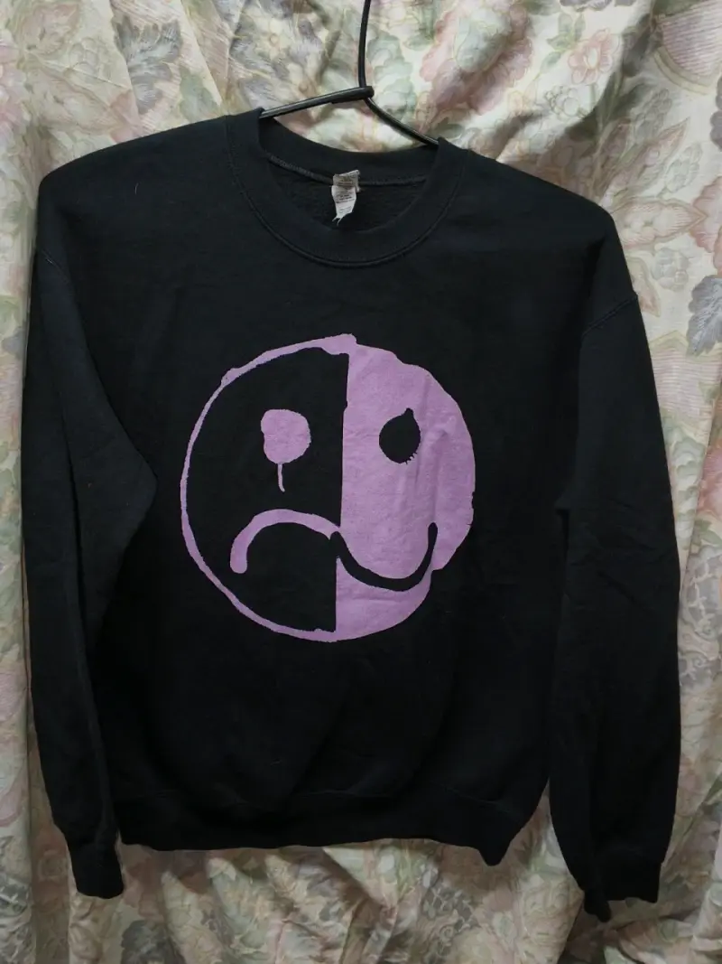 Polerón negro con diseño gráfico Smithereens - 3
