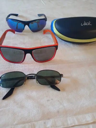 Set de Gafas de Sol Jack con Estuche Ray ban vinta - miniatura 3