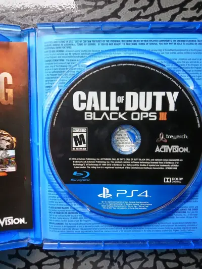 Call of Duty Black Ops III Gold Edition para PS4 - miniatura 2