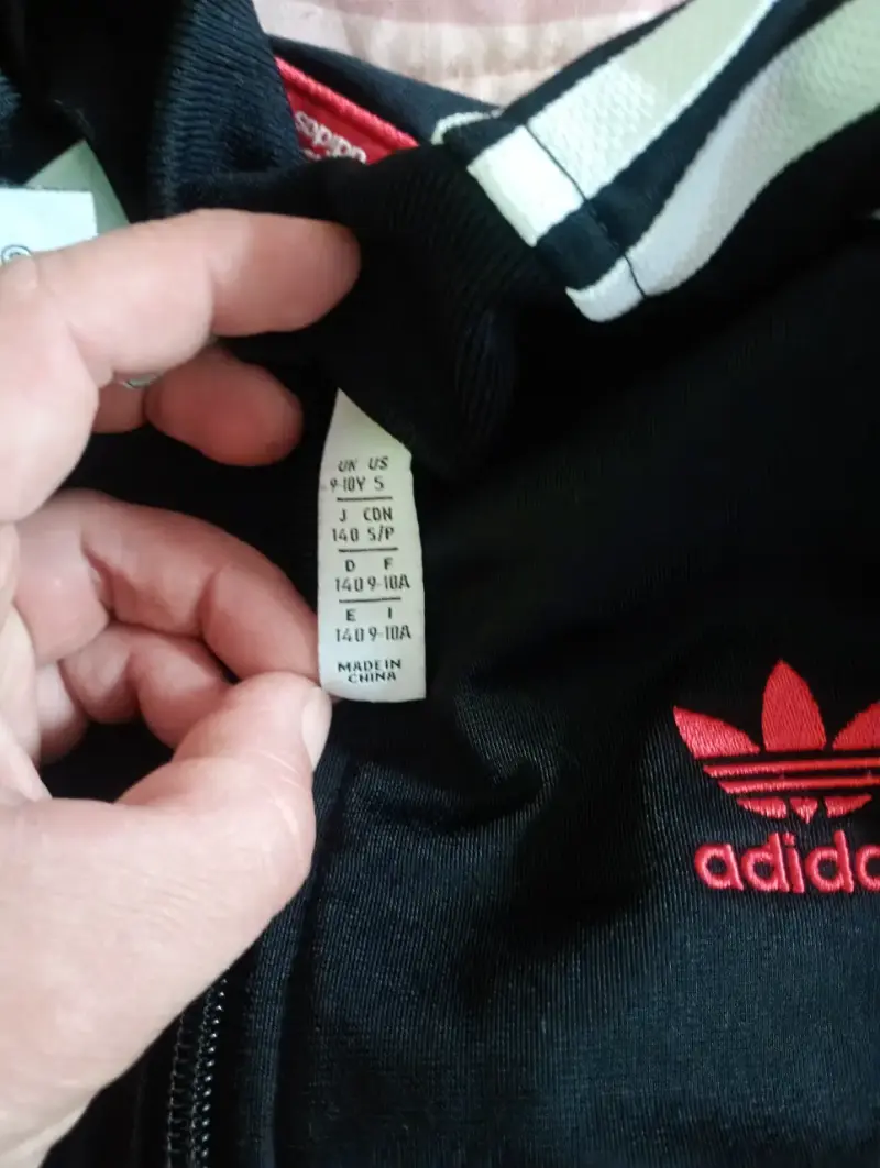 Chaqueta deportiva Adidas Disney negra - 2