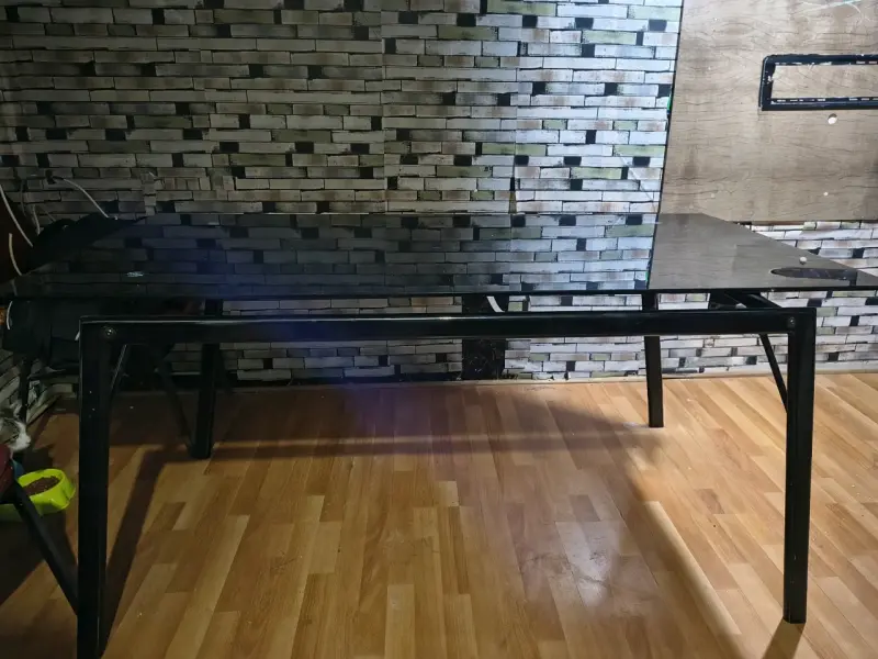 Mesa de vidrio negra moderna para comedor - 3