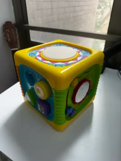 Cubo de actividades para bebés multicolor - miniatura 1