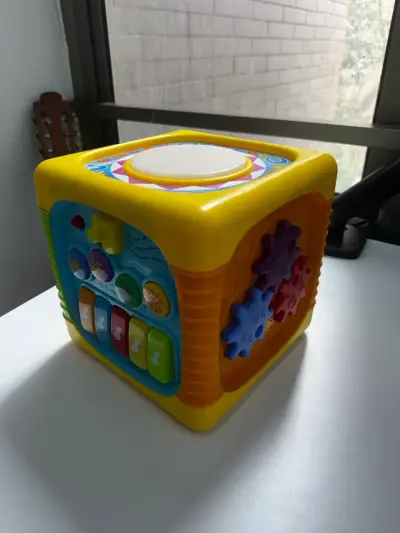 Cubo de actividades para bebés multicolor - miniatura 2