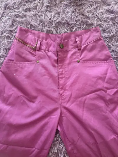 Pantalones rosados de mujer - miniatura 1