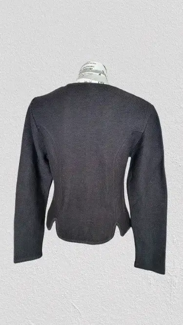 Sweter de punto negro con botones decorativos - miniatura 2