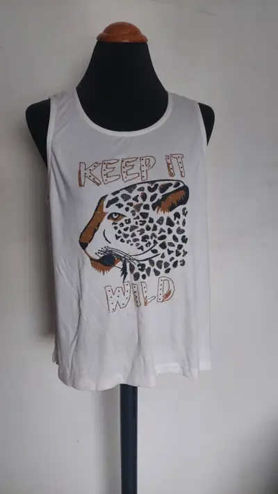 Polera sin mangas con diseño de leopardo - miniatura 2