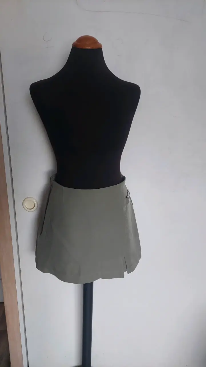 Falda-pantalón corta - 1