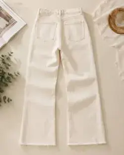 Pantalones de mezclilla blancos para mujer - miniatura 3
