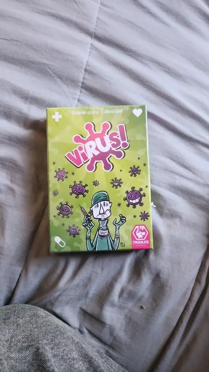 Set de juegos de cartas divertidos para toda la familia - 2