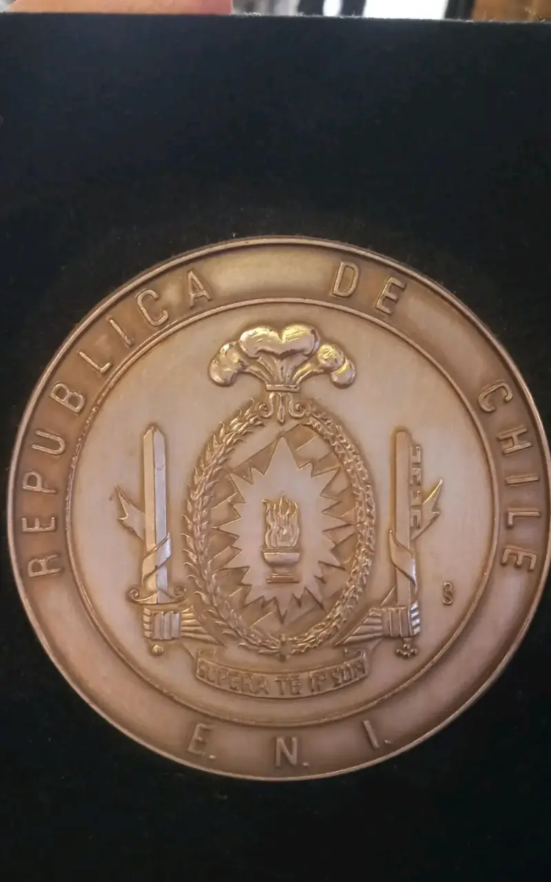 Medalla E.N.I República de Chile
