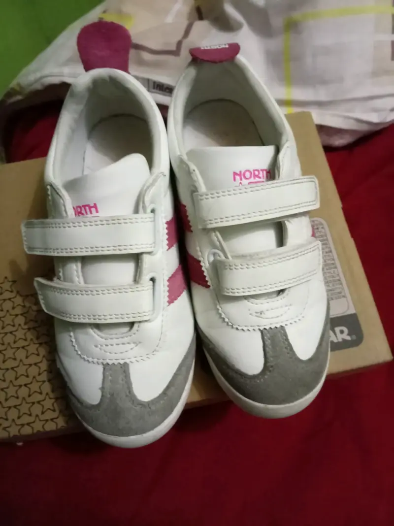 Zapatillas infantiles North Star blancas con velcro - 2