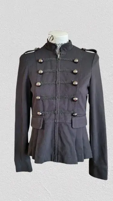 Chaqueta militar negra con botones decorativos - miniatura 2