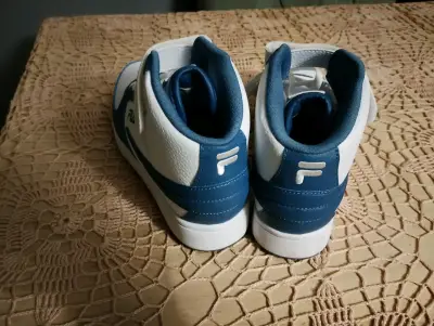 Zapatillas deportivas Fila blancas y azules - miniatura 2
