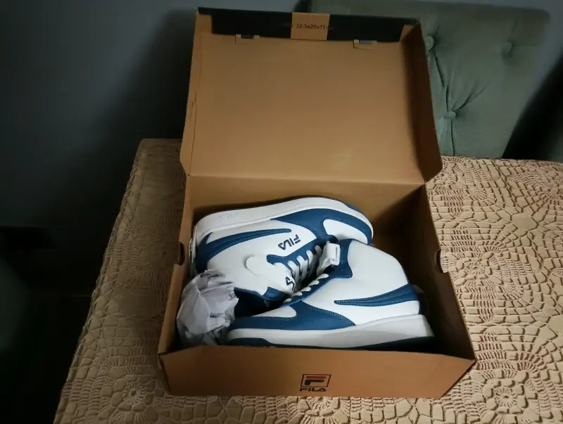 Zapatillas deportivas Fila blancas y azules - 4