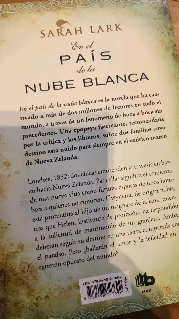 Libro 'En el País de la Nube Blanca' de Sarah Lark - 2