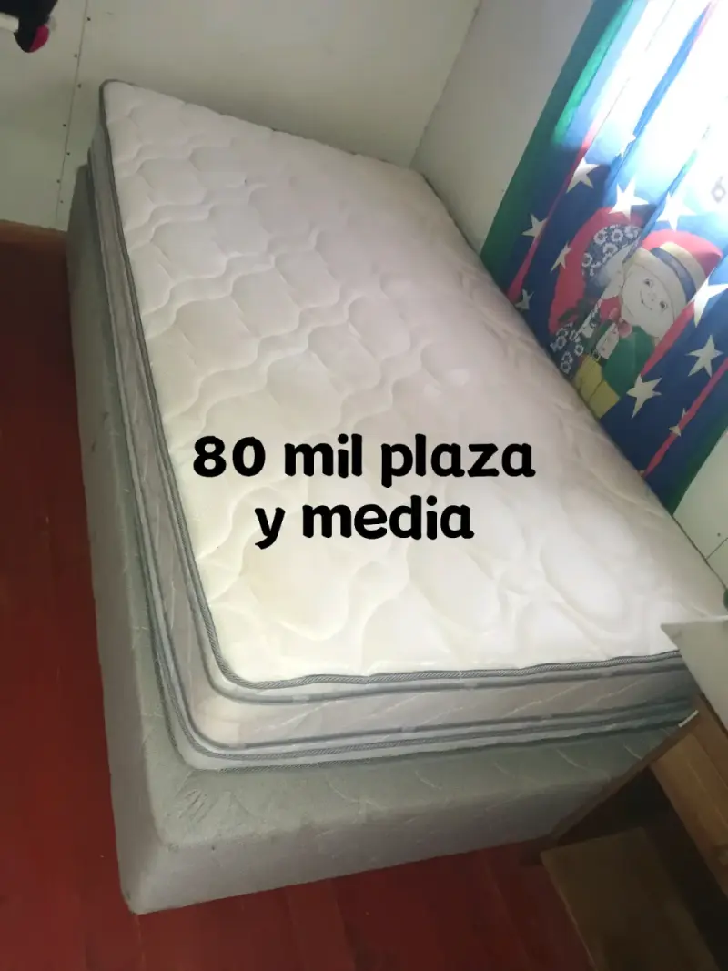 Colchón de Plaza y Media en Buen Estado - 1
